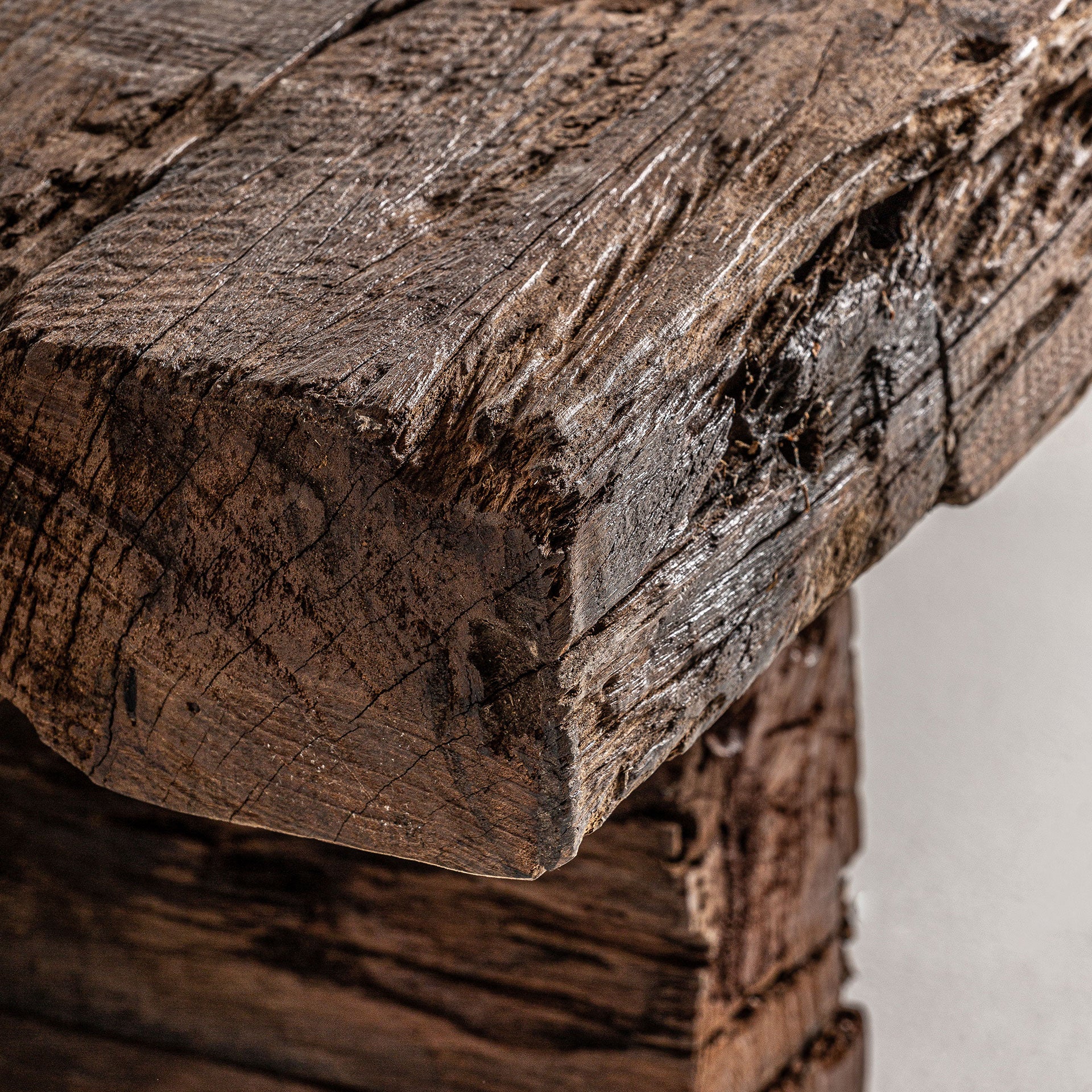 SLIVEN COFFEE TABLE